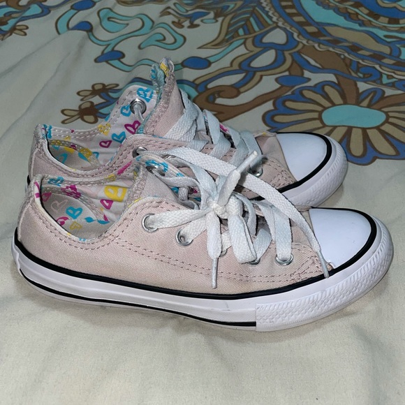 Girls Converse - Picture 2 of 9